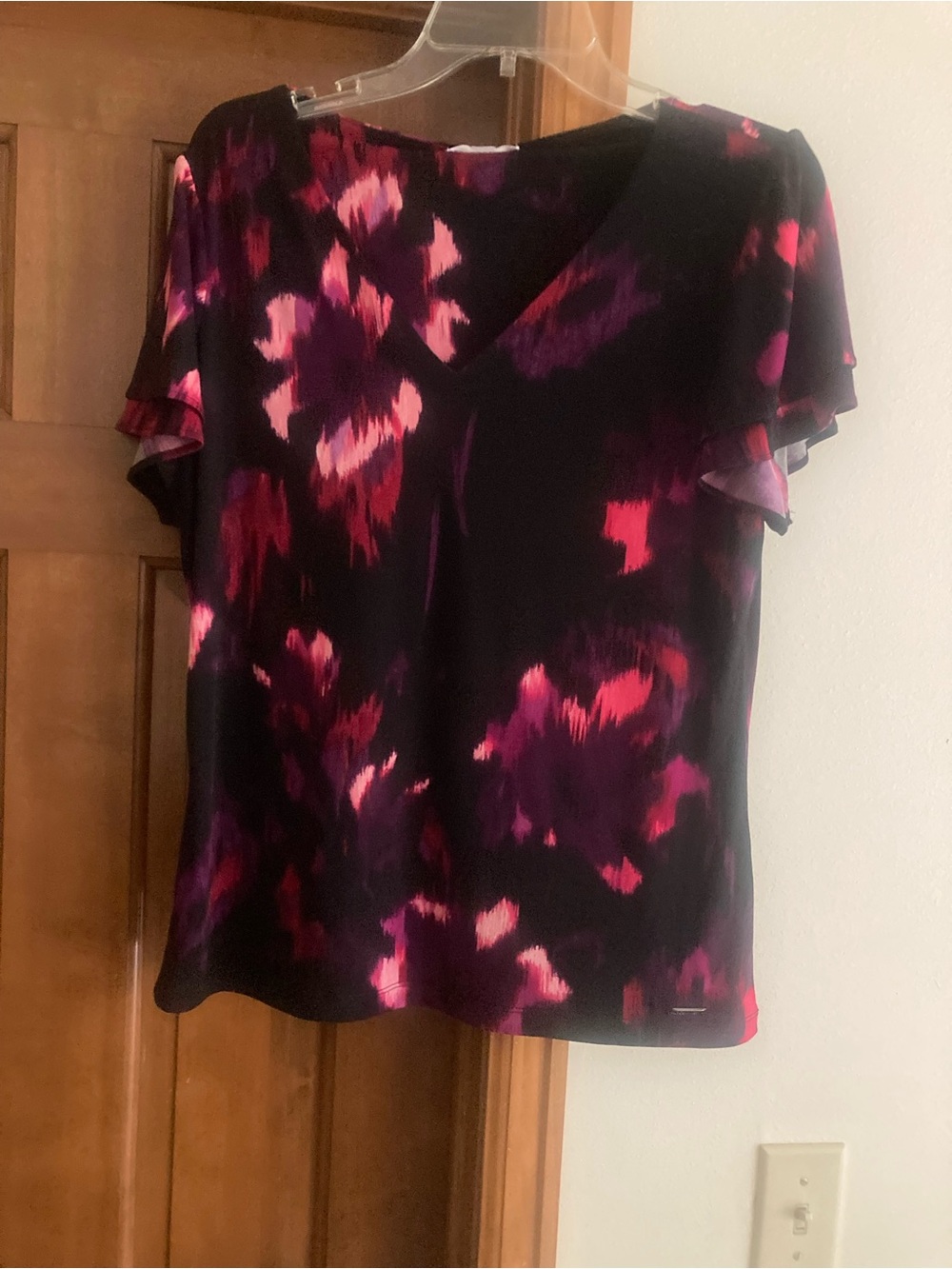 Calvin Klein Black V-Neck Flutter Sleeve Top with Pink & Purple Print